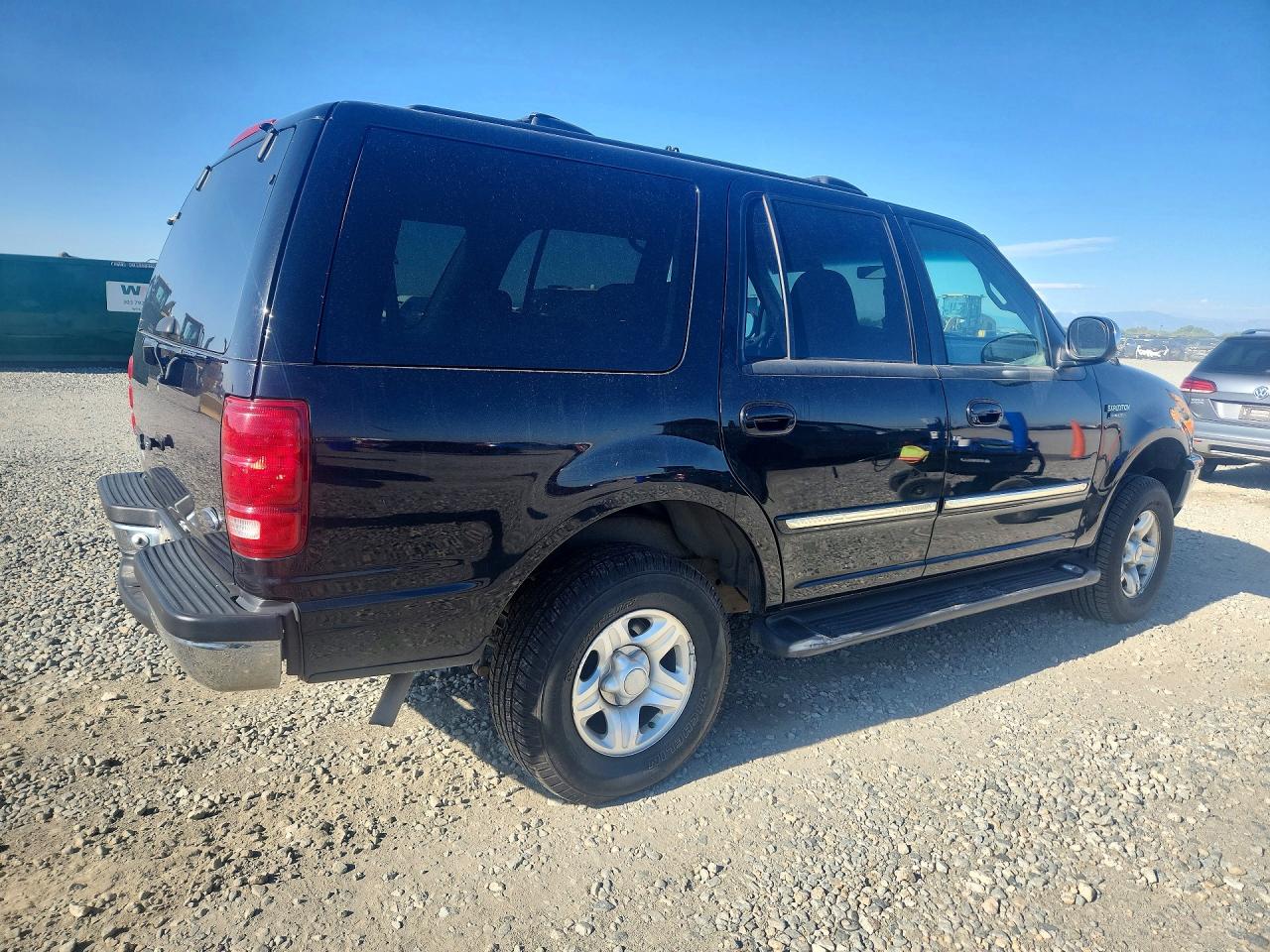 1998 Ford Expedition Black vin: 1FMRU18W7WLC10091
