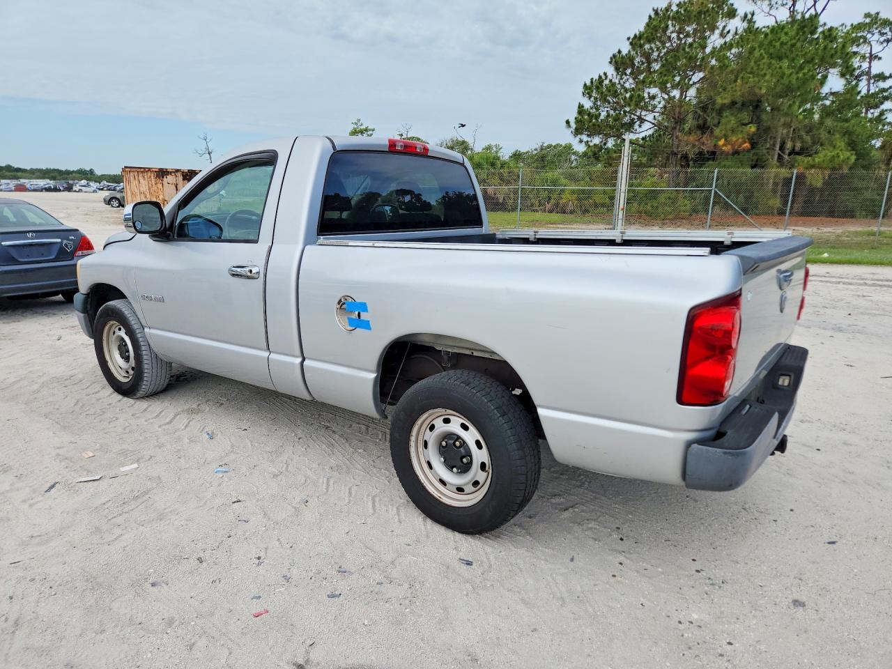 2008 Dodge Ram 1500 St Silver vin: 1D7HA16K48J226164