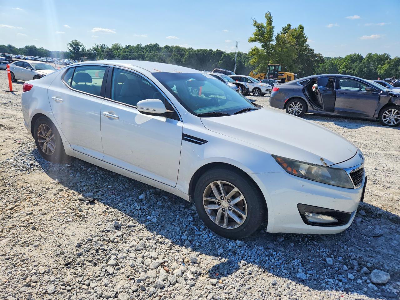 2012 Kia Optima Lx White vin: 5XXGM4A73CG059763