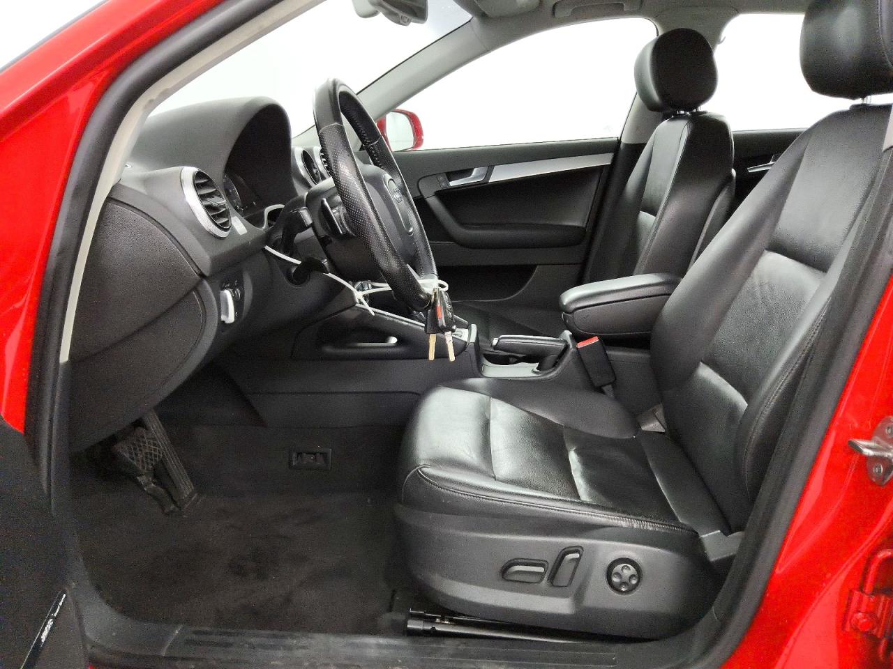 2013 Audi A3 Premium Plus Red vin: WAUKJAFMXDA028018