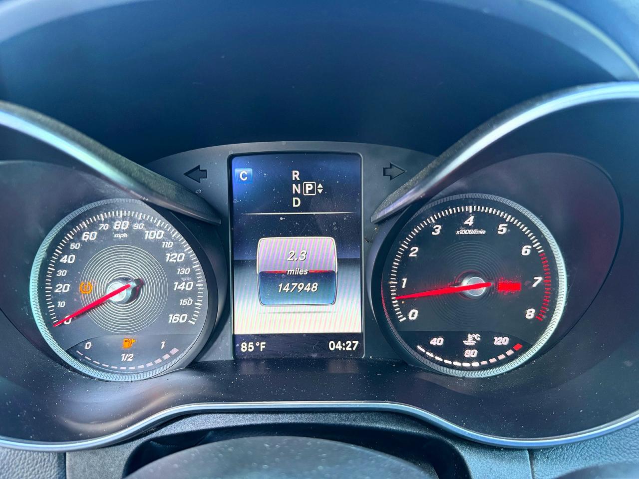 2015 Mercedes-benz C 300 4matic Серебряный vin: 55SWF4KBXFU034762