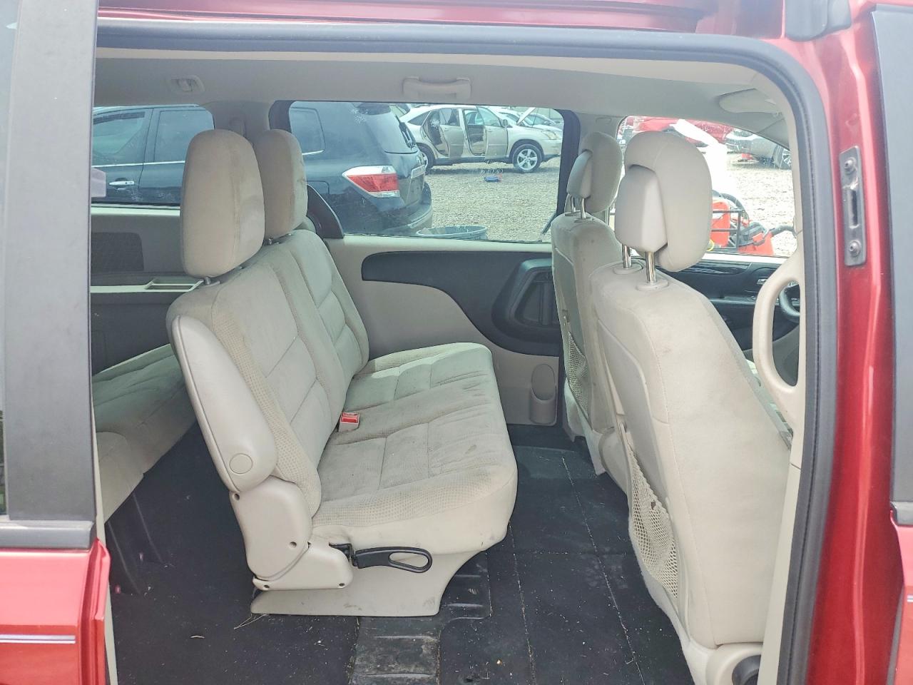 2014 Dodge Grand Caravan Se Red vin: 2C4RDGBG5ER268649