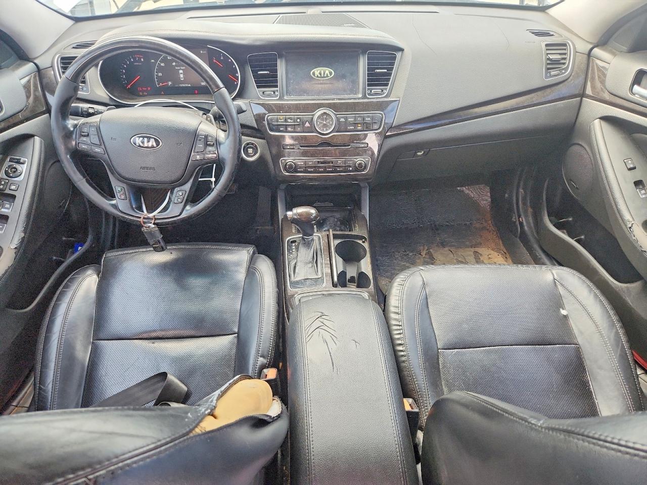 2015 Kia Cadenza Premium White vin: KNALN4D72F5174397