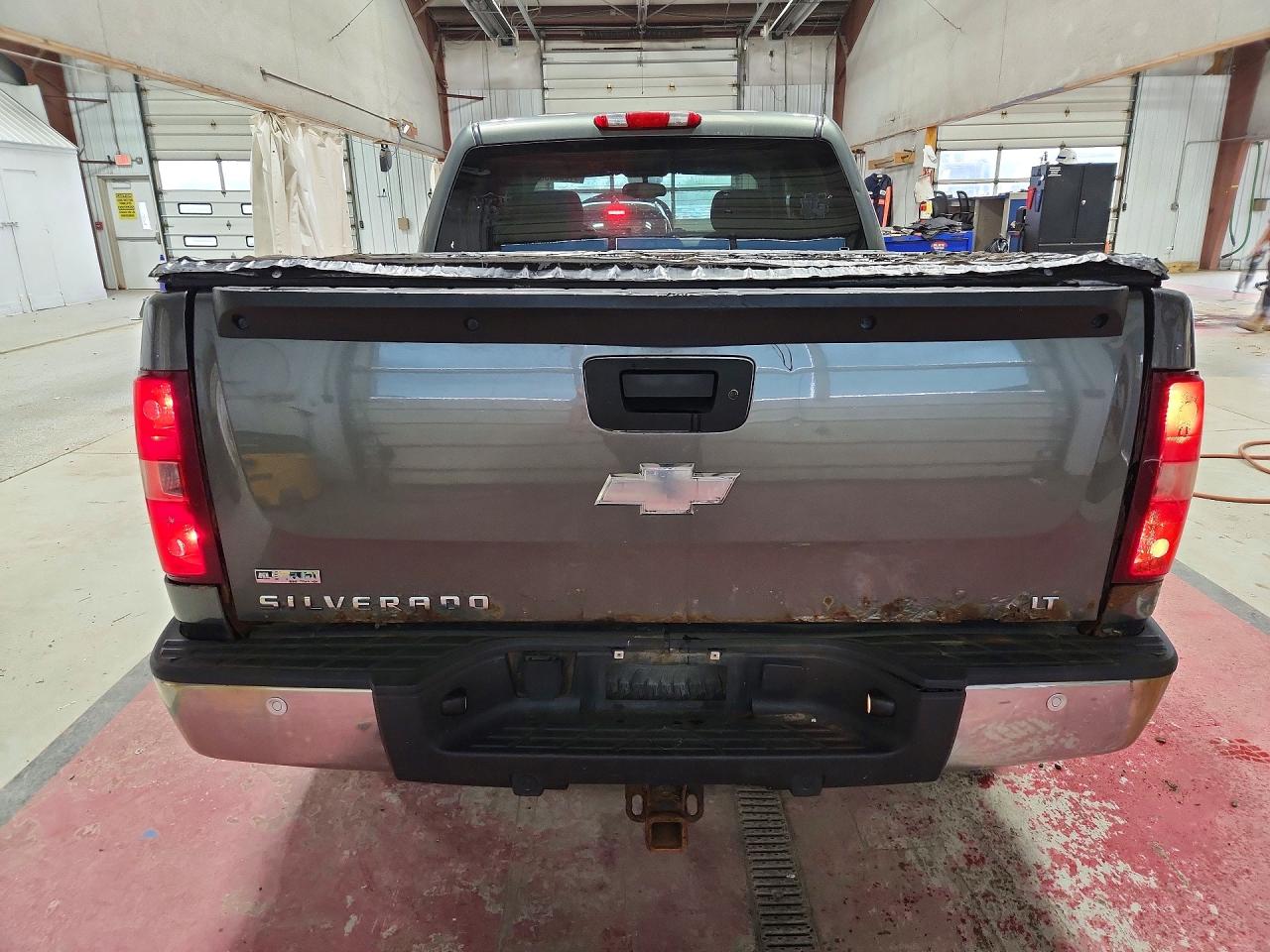 2011 Chevrolet Silverado K1500 Lt Gray vin: 3GCPKSE38BG228284