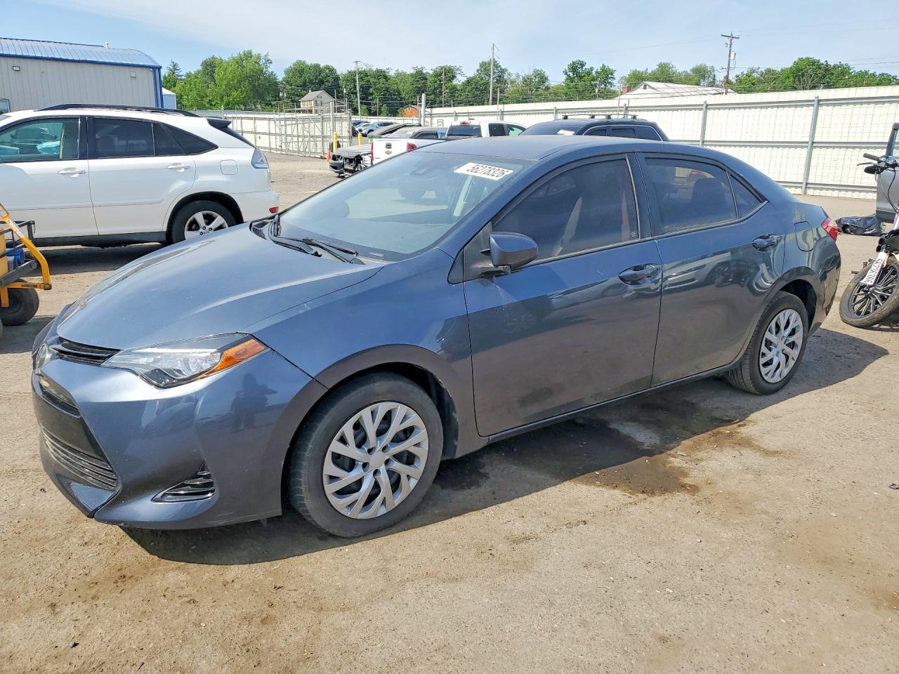 2017 Toyota Corolla Le Blue vin: 5YFBURHE8HP593769