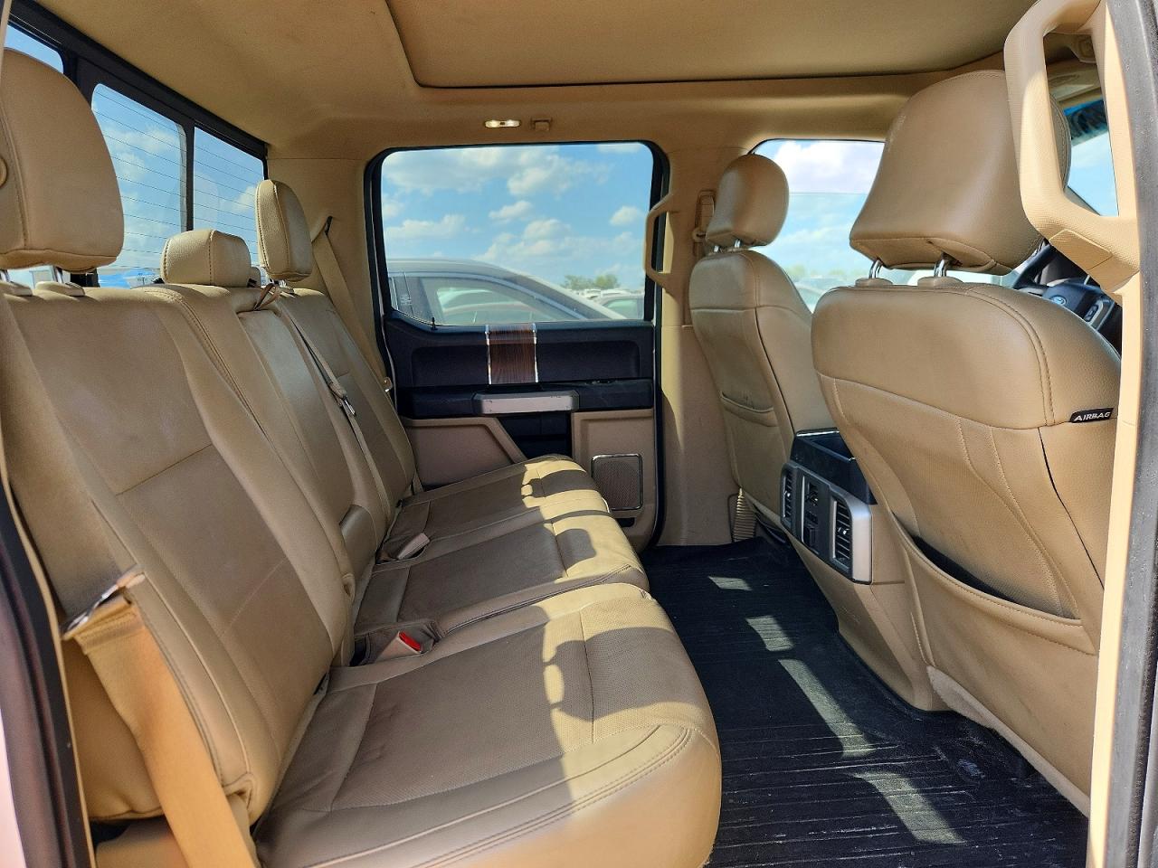 2015 Ford F150 Supercrew White vin: 1FTEW1CF7FKE36772