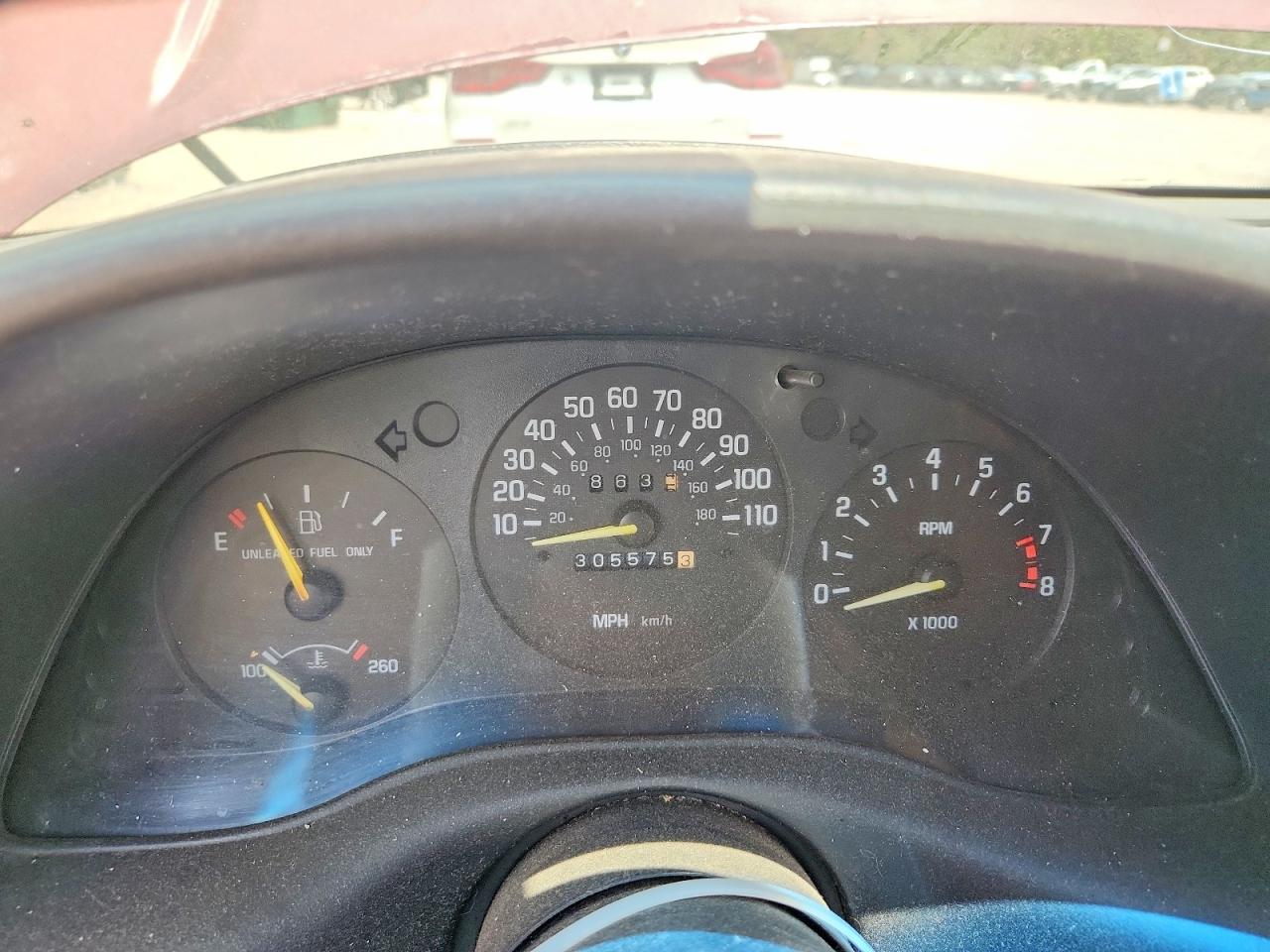 1996 Chevrolet Monte Carlo Z34 Burgundy vin: 2G1WX12X4T9256831