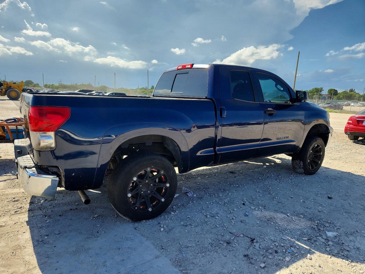 2012 Toyota Tundra Double Cab Sr5 Blue vin: 5TFUM5F19CX037045