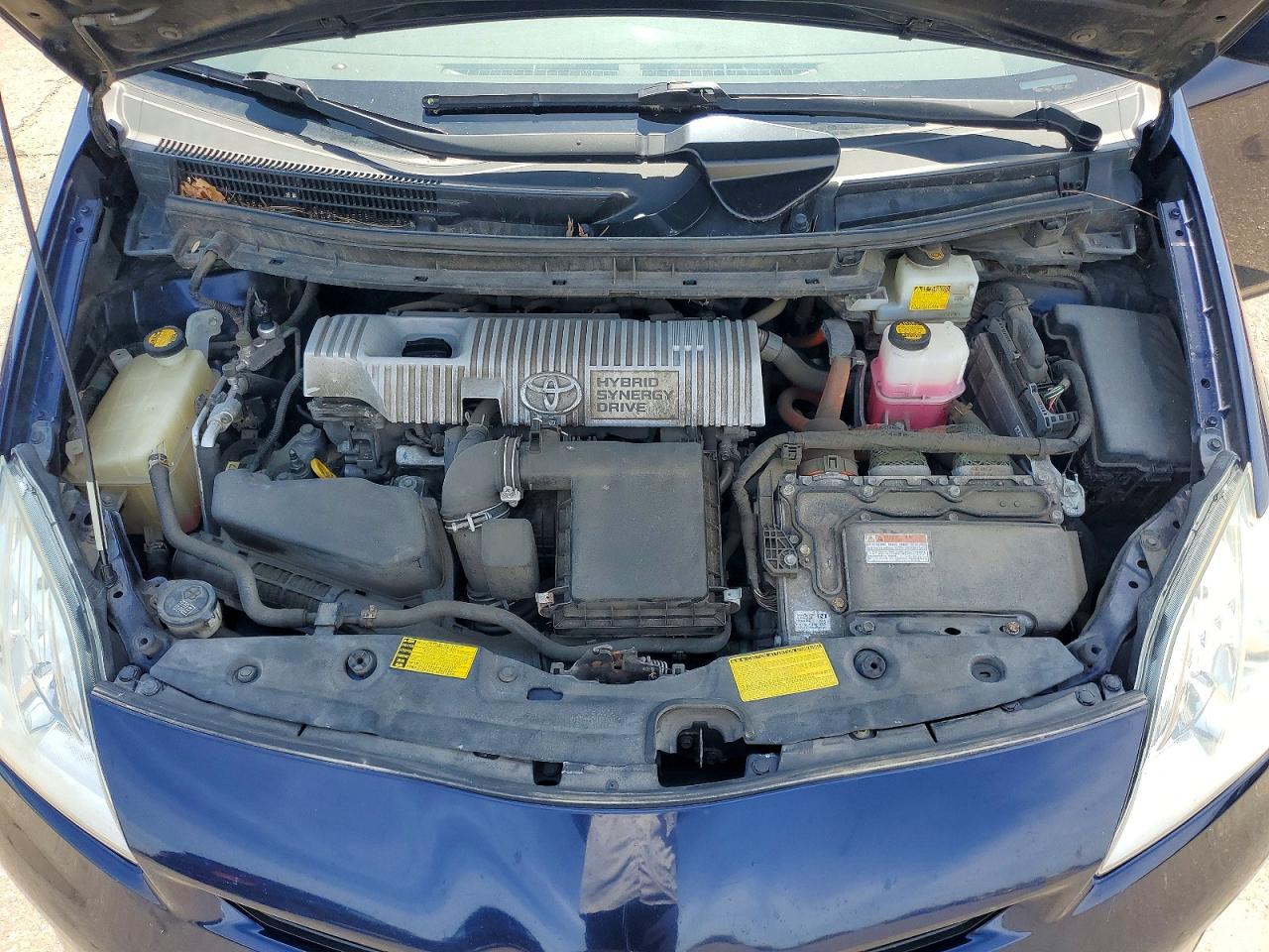 2014 Toyota Prius Three Синий vin: JTDKN3DU4E0365121