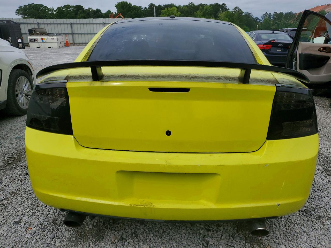 2006 Dodge Charger Srt-8 Yellow vin: 2B3LA73W96H419358