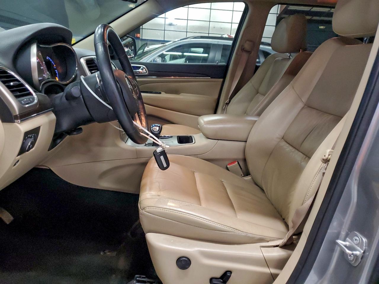 2014 Jeep Grand Cherokee Limited Silver vin: 1C4RJEBG3EC519576
