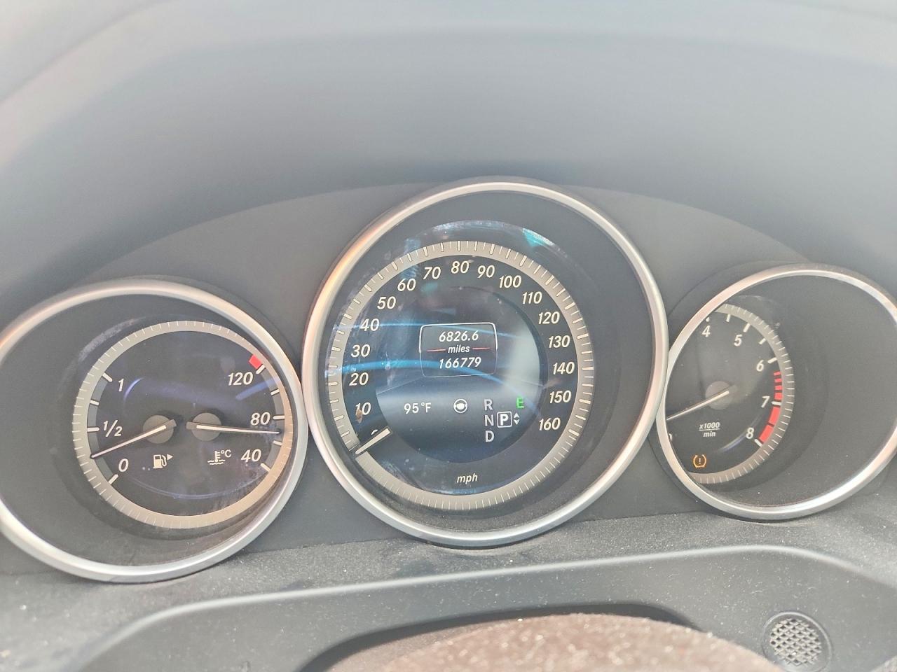 2015 Mercedes-benz E 350 White vin: WDDHF5KB3FB141404