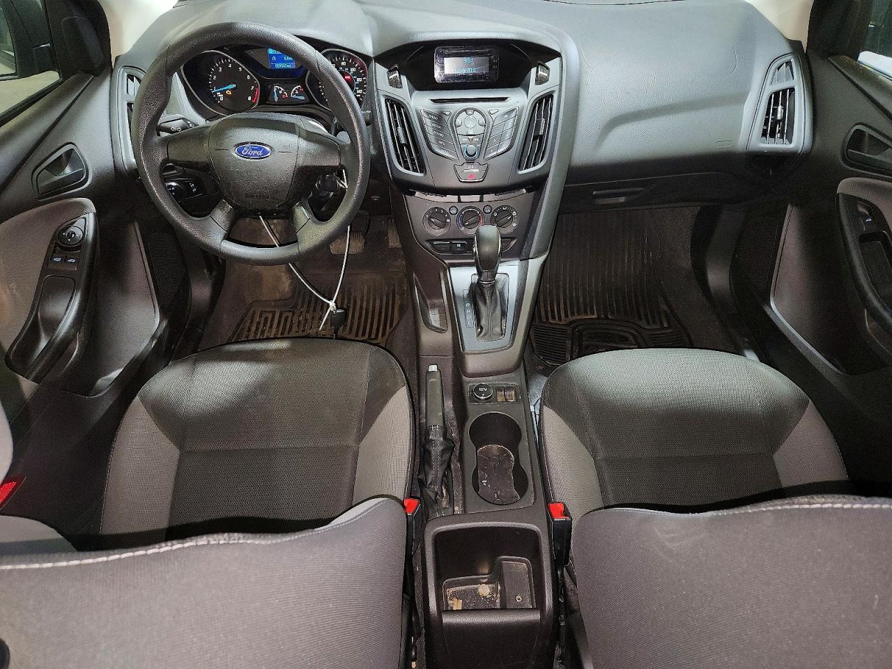2013 Ford Focus S Silver vin: 1FADP3E26DL350638