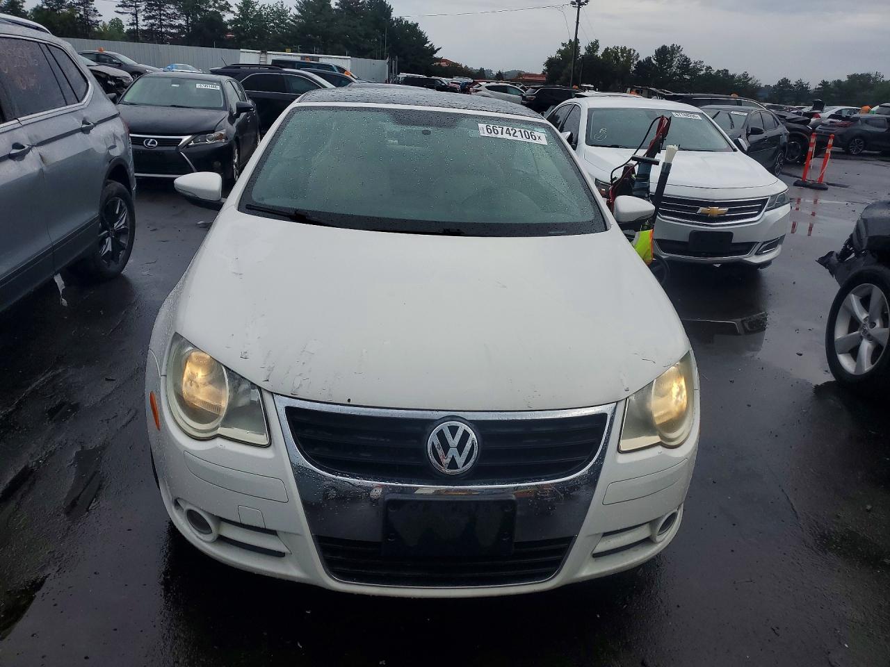2009 Volkswagen Eos Turbo White vin: WVWBA71FX9V012447