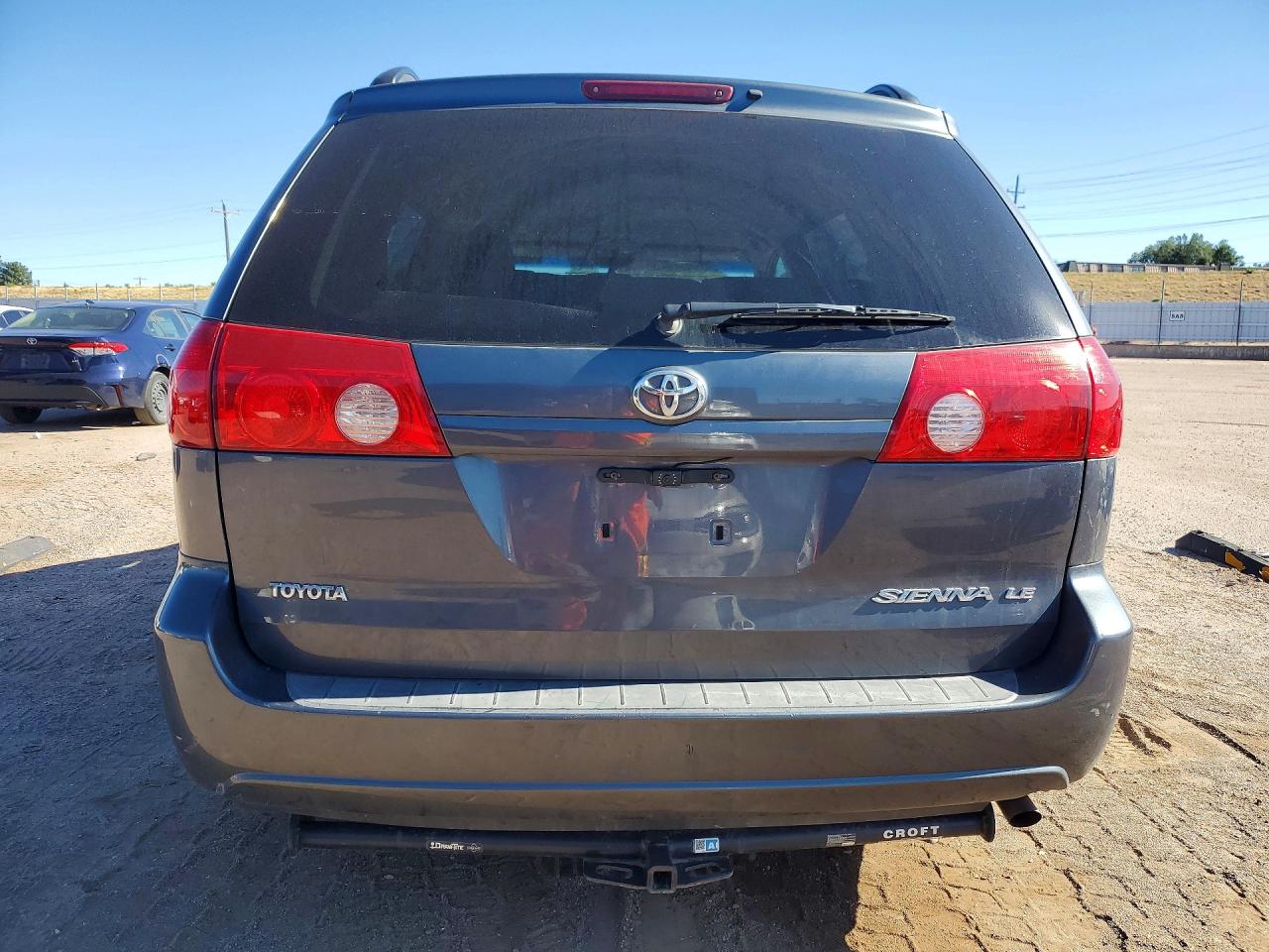 2008 Toyota Sienna Le 8-passenger Charcoal vin: 5TDZK23C18S194775