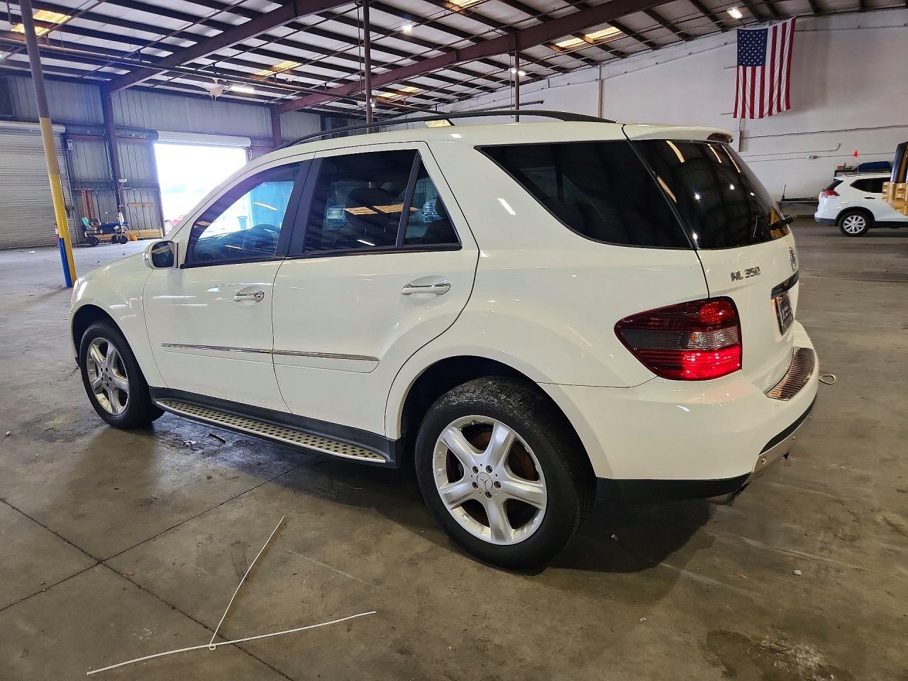 2007 Mercedes-benz Ml 350 White vin: 4JGBB86E97A233993