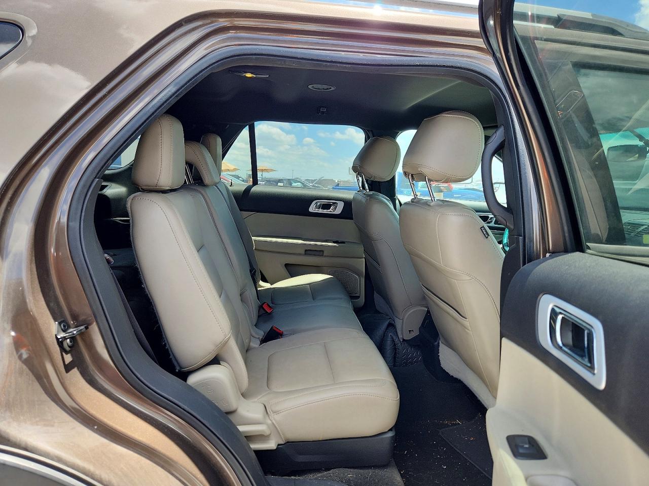 2015 Ford Explorer Xlt Brown vin: 1FM5K7D8XFGC62130