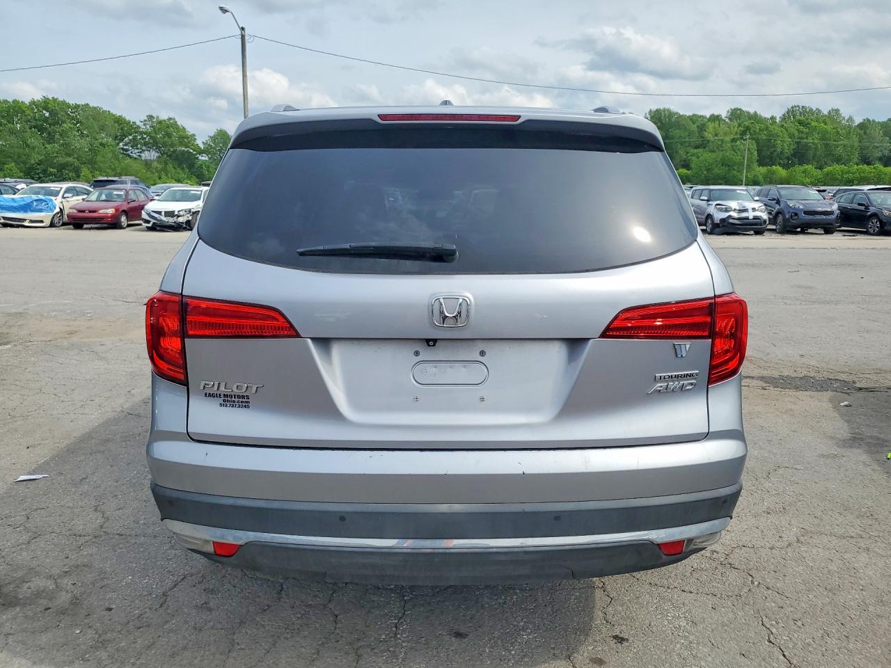 2016 Honda Pilot Touring Серебряный vin: 5FNYF6H98GB014733