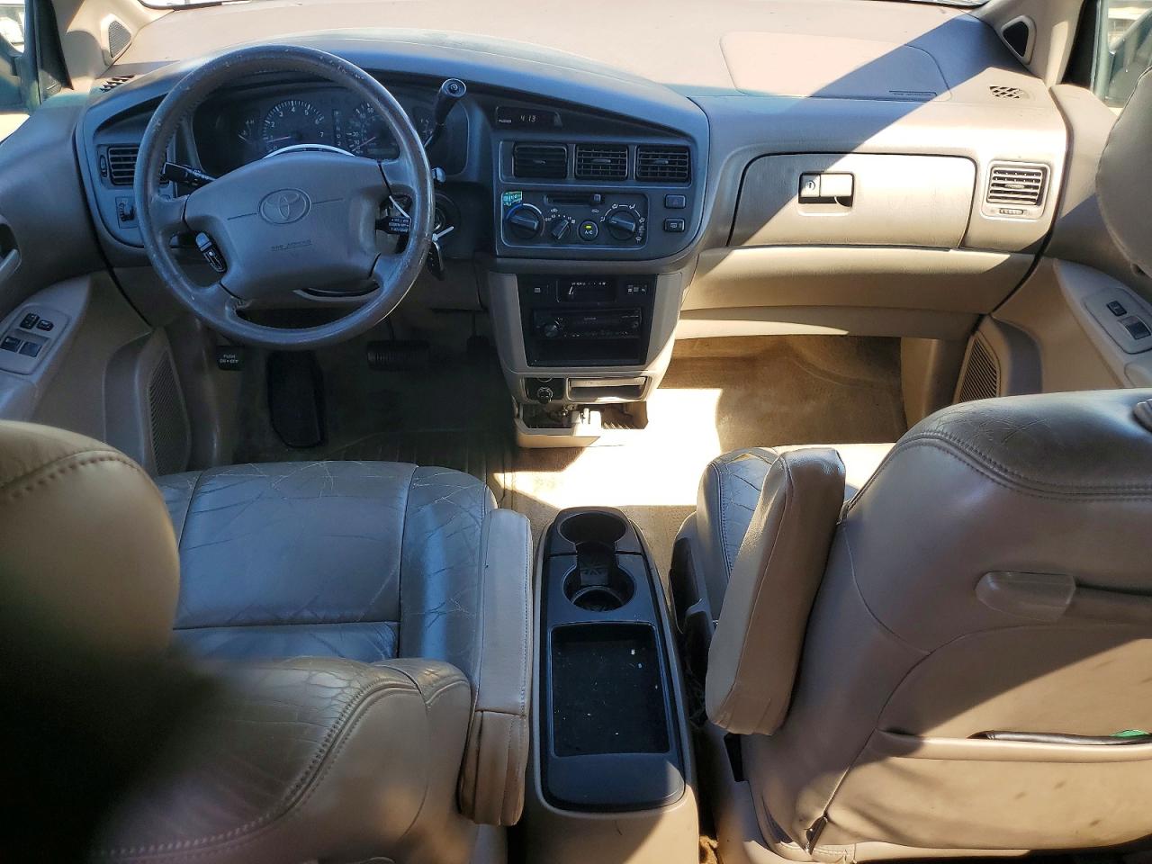1999 Toyota Sienna Xle Tan vin: 4T3ZF13C9XU112285