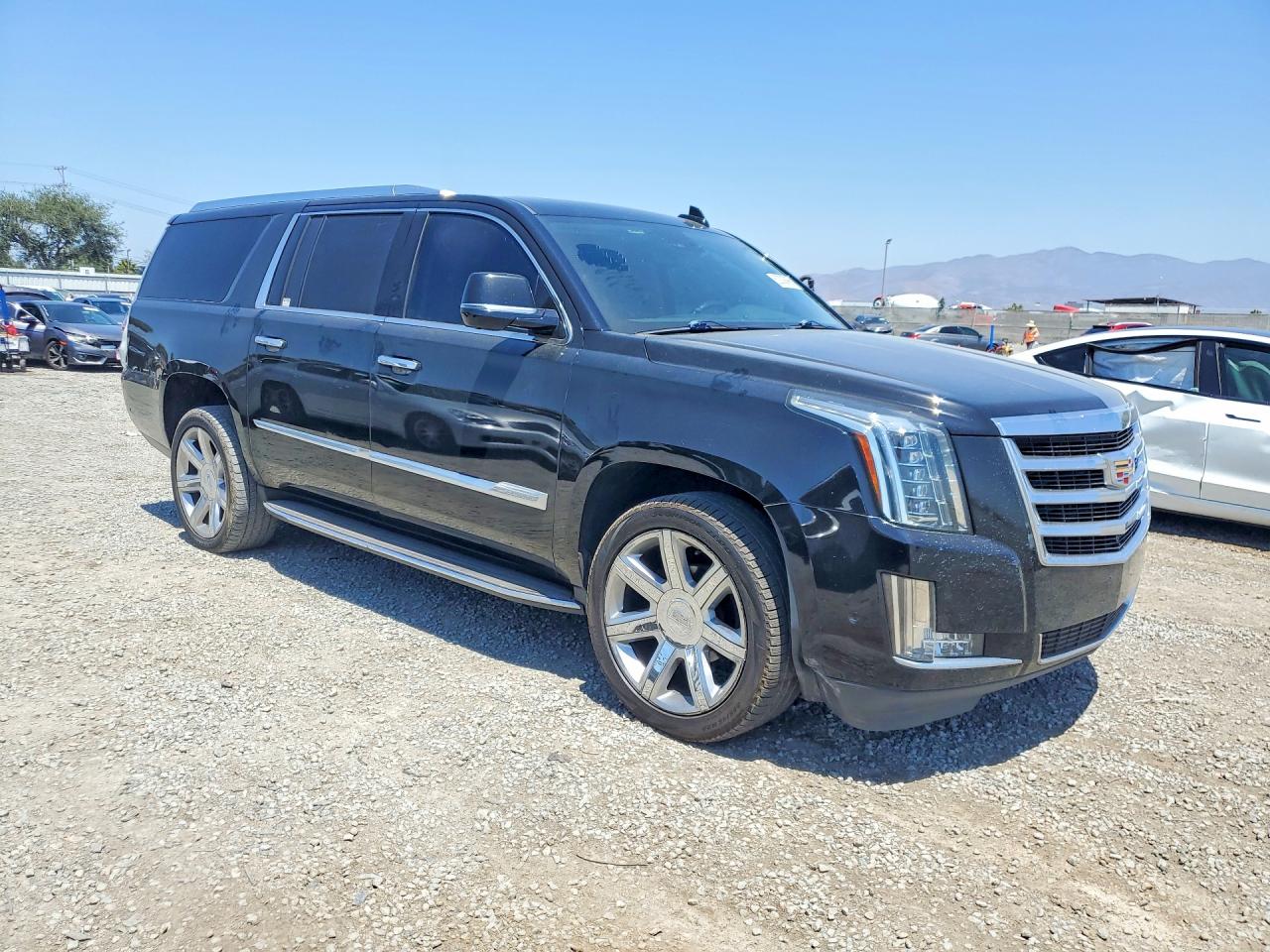 2020 Cadillac Escalade Esv Luxury Black vin: 1GYS3HKJ3LR145760
