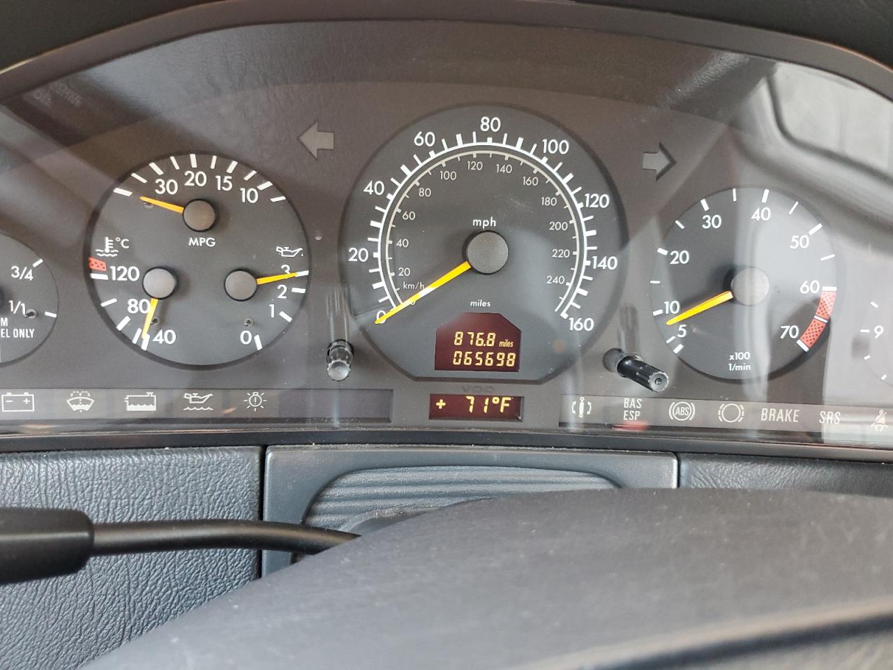 1999 Mercedes-benz S 600 Зеленый vin: WDBGA57G5XA428158