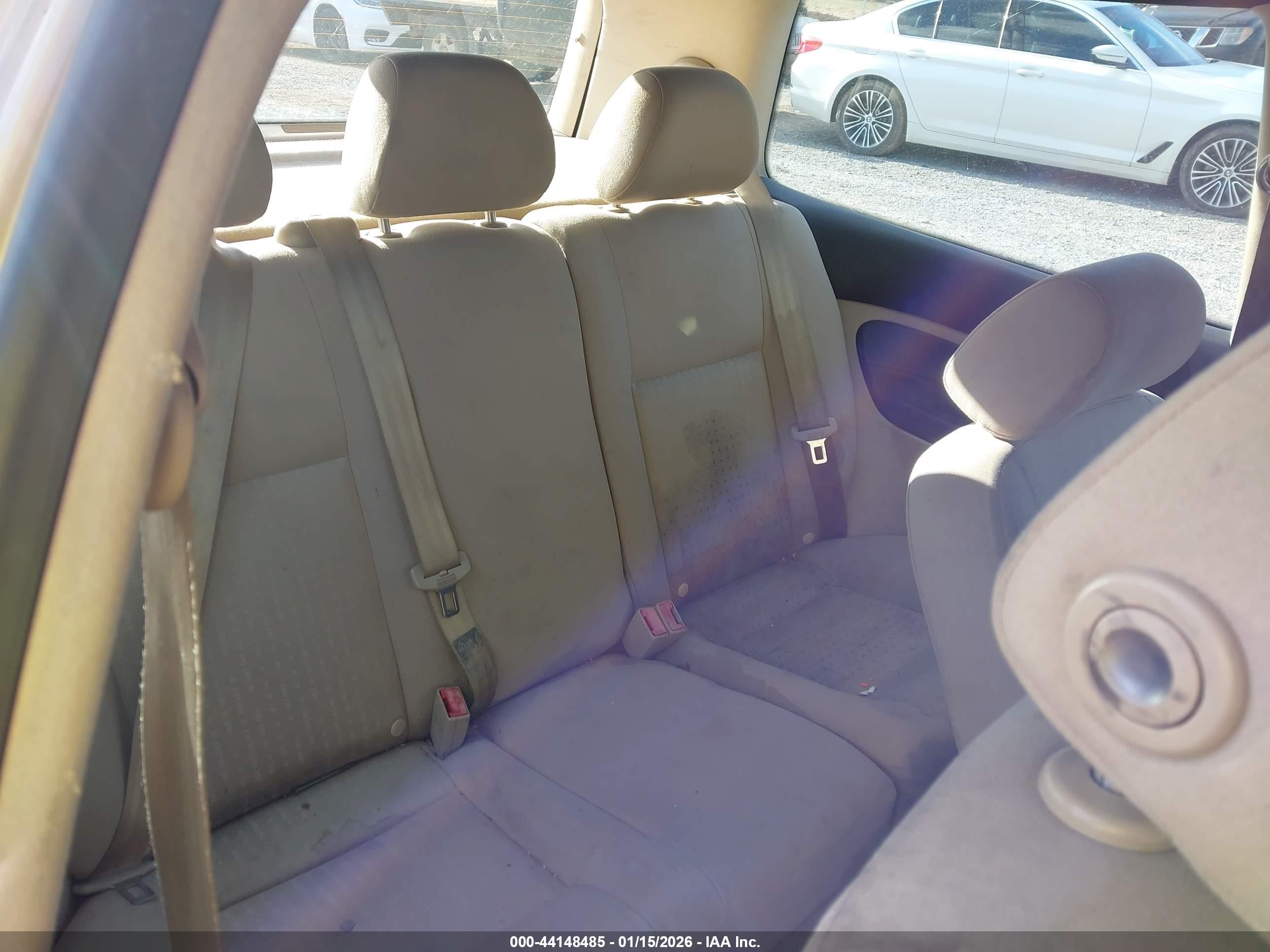 2004 Volkswagen Golf Gl Gold vin: 9BWBL61J044007142