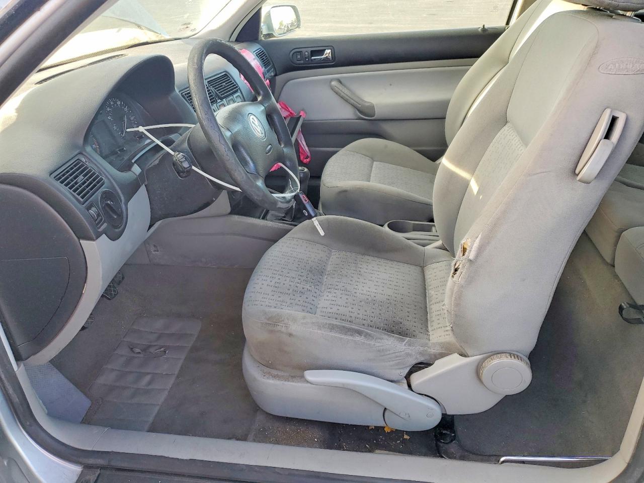 2004 Volkswagen Golf Серебряный vin: 9BWBL61J544041545