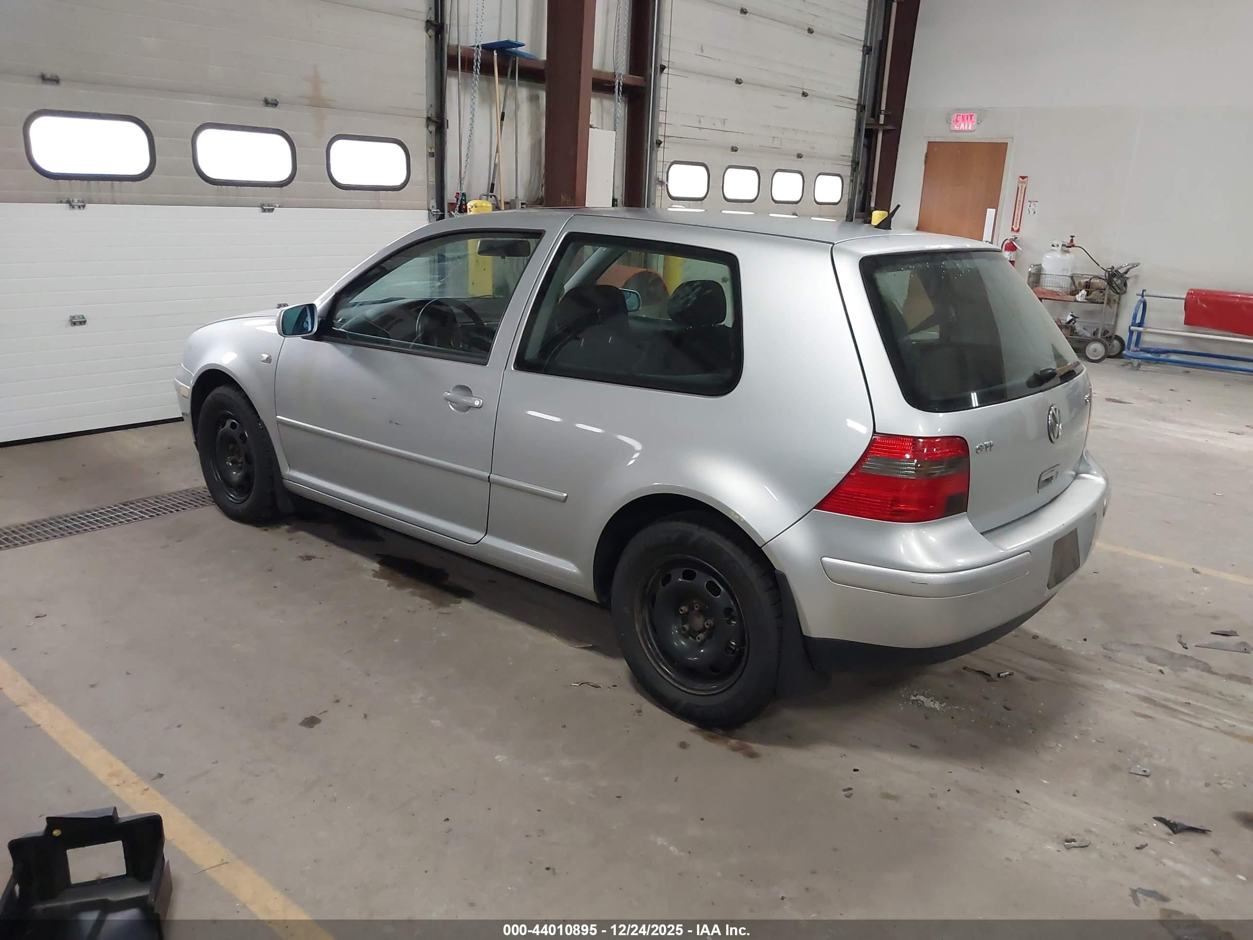 2002 Volkswagen Gti 1.8l/337 Серебряный vin: 9BWDE61J324005496