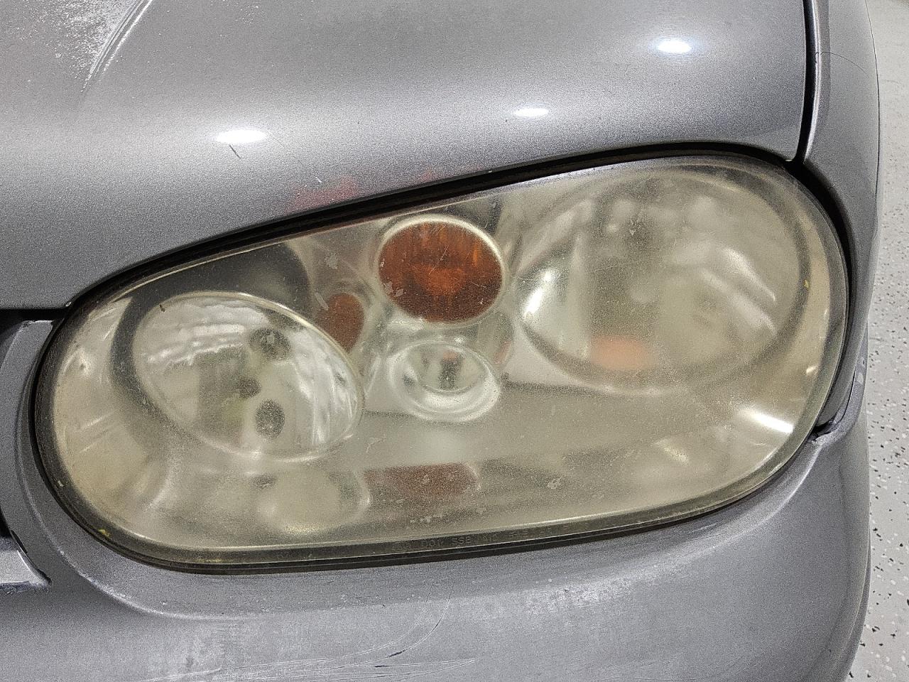 2004 Volkswagen Gti Silver vin: 9BWDE61J444015683 Damage: Left Head Lamp, Faded, Repair Required