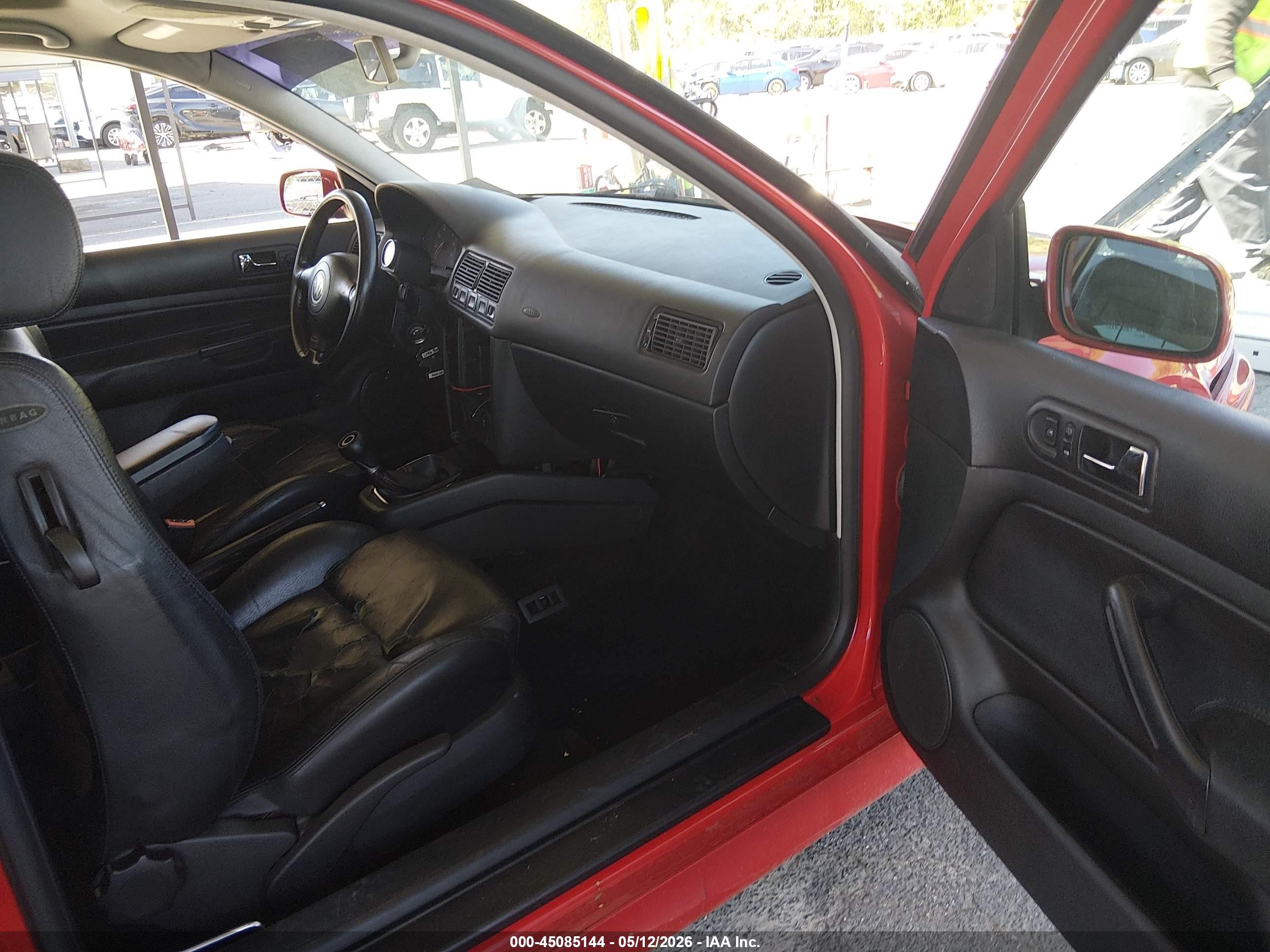 2005 Volkswagen Gti 1.8t Red vin: 9BWDE61J854033427