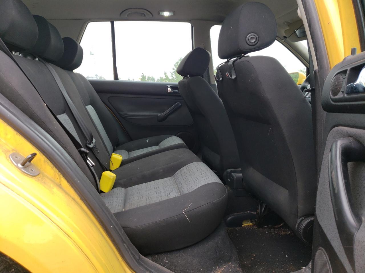 2007 Volkswagen City Golf    Yellow vin: 9BWEL41J474005996