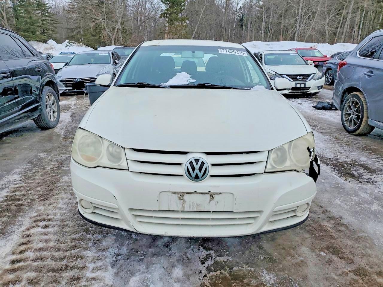 2009 Volkswagen City Golf White vin: 9BWEL41JX94015001