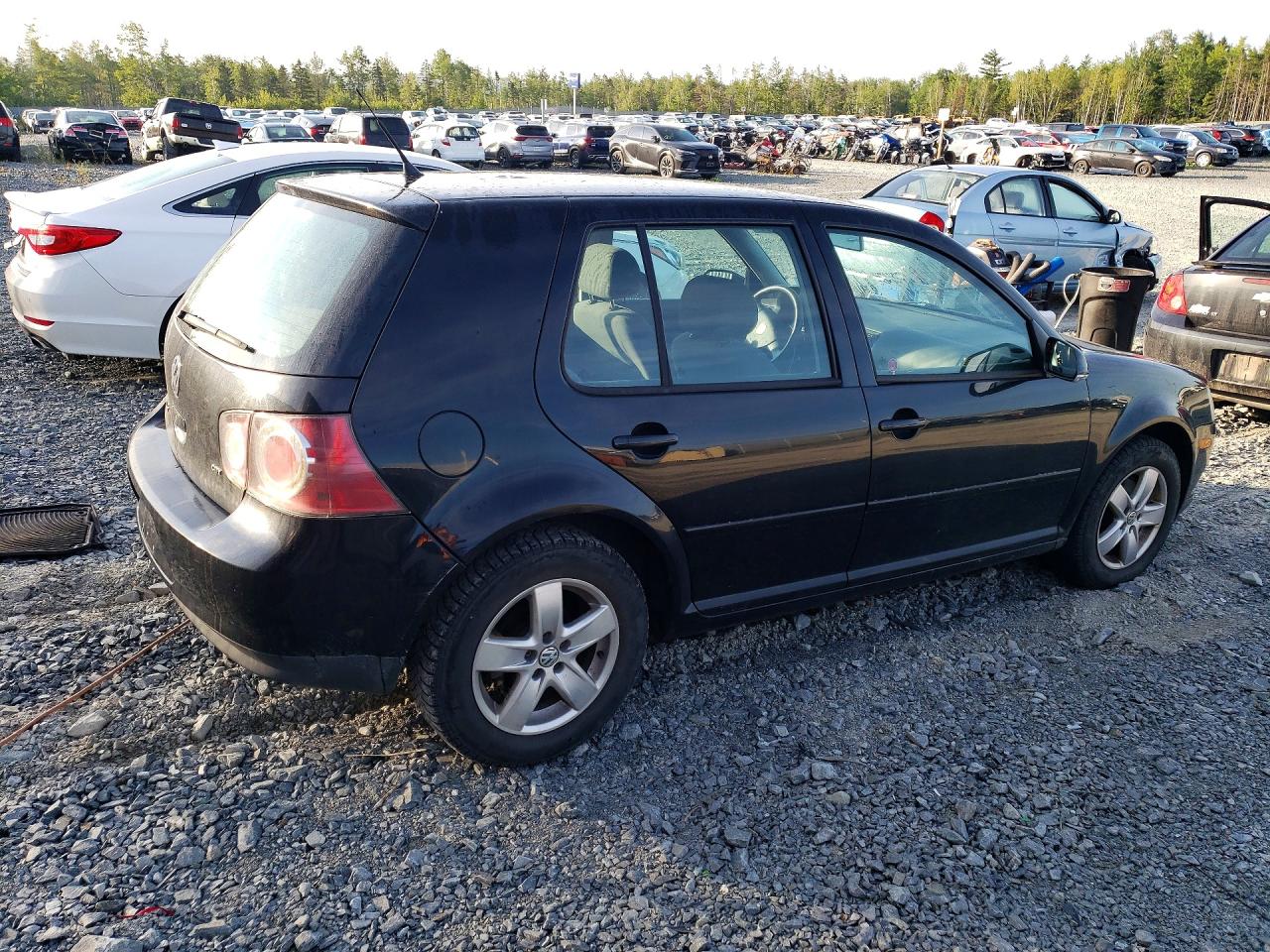 2010 Volkswagen City Golf Black vin: 9BWEL4BE2A4000241