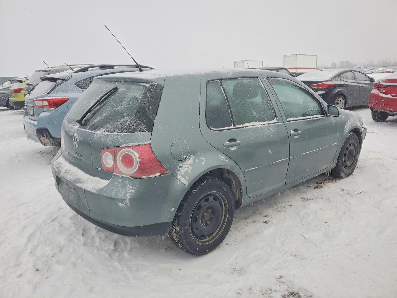 2010 Volkswagen City Golf Green vin: 9BWEL4BE6A4004003