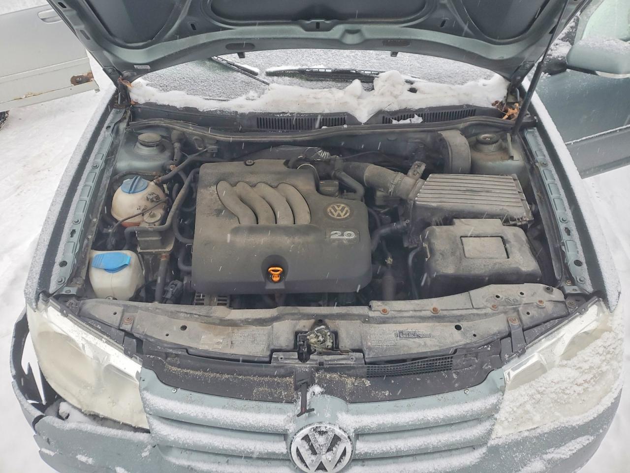 2010 Volkswagen City Golf Green vin: 9BWEL4BE6A4004003
