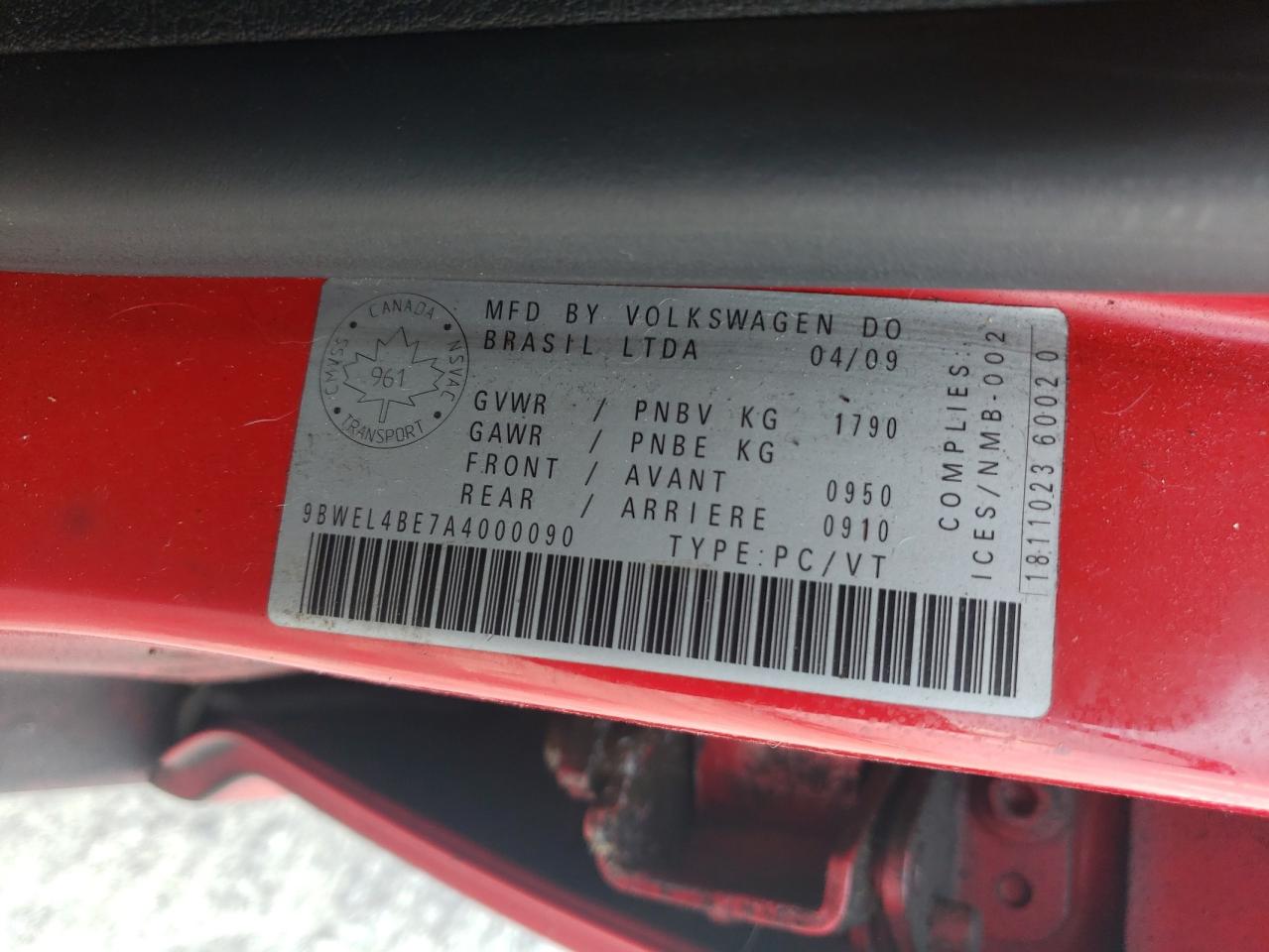 2010 Volkswagen City Golf    Красный vin: 9BWEL4BE7A4000090