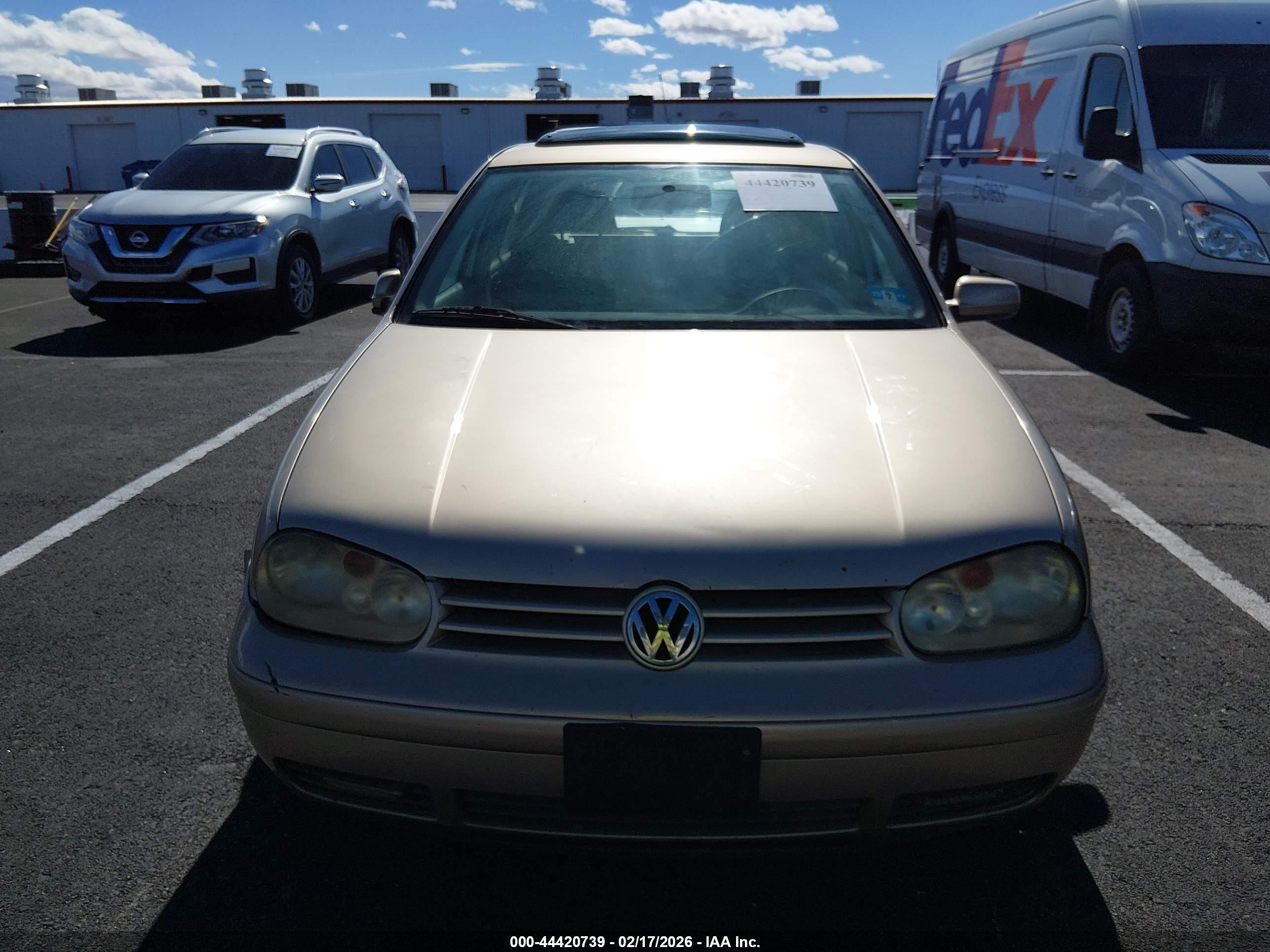2003 Volkswagen Golf Gls 2.0l Золотой vin: 9BWGK61J734057852
