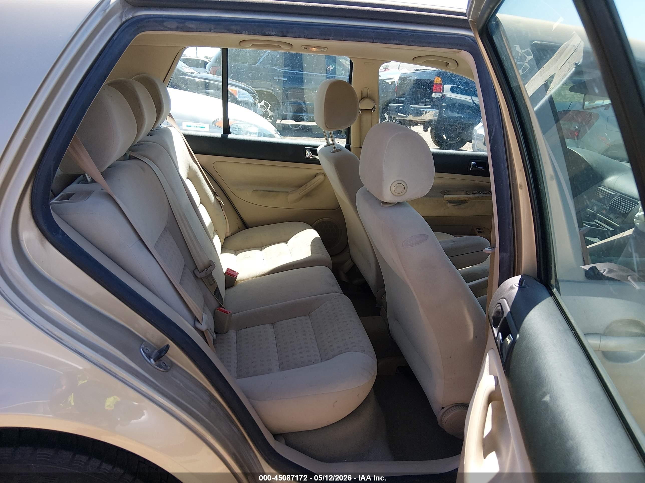 2003 Volkswagen Golf Gls 2.0l Золотой vin: 9BWGK61JX34004207