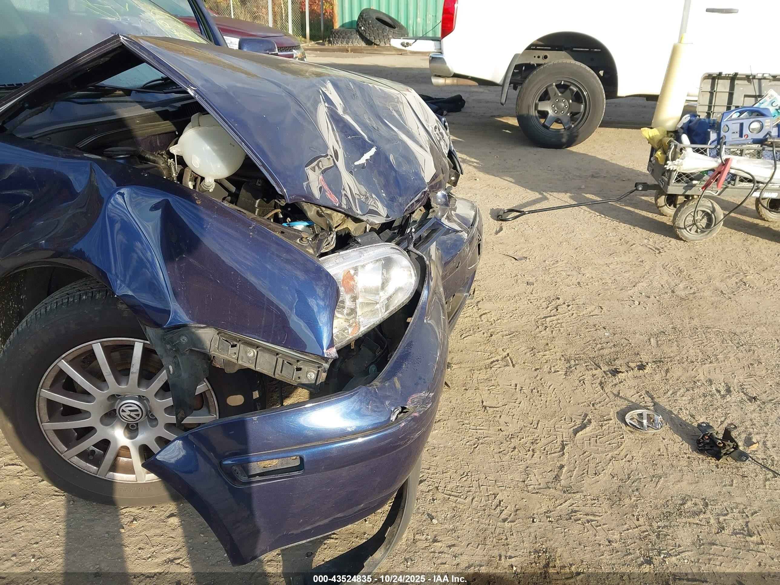 2004 Volkswagen Golf Gls 2.0l Blue vin: 9BWGL61J344004936