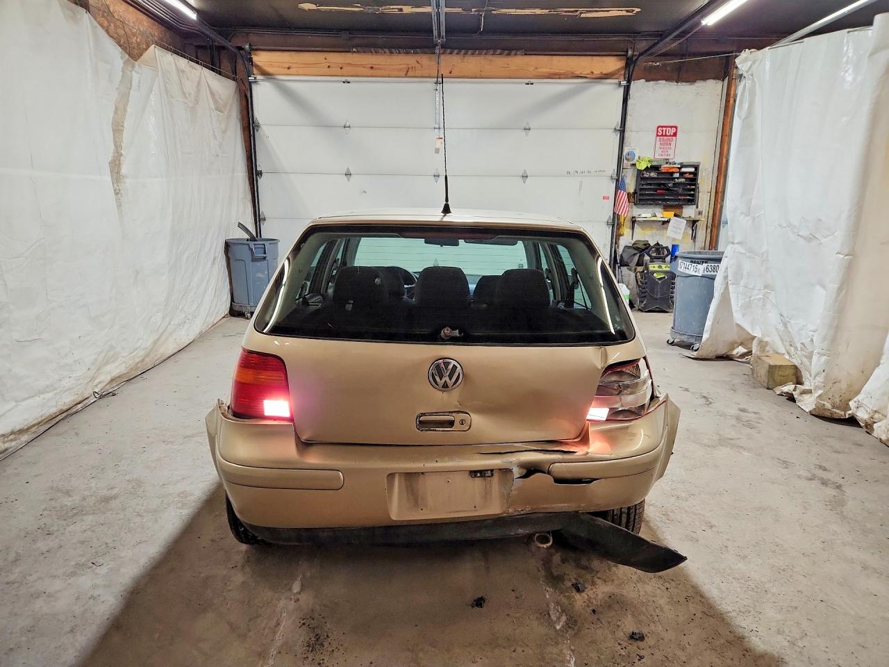 2004 Volkswagen Golf Gls Cream vin: 9BWGL61J844032697