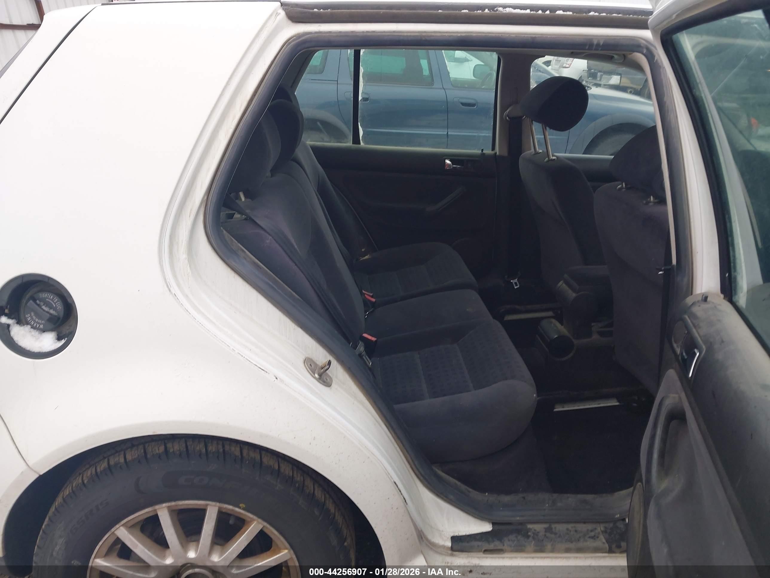 2003 Volkswagen Golf Gls Tdi White vin: 9BWGP61J834008399