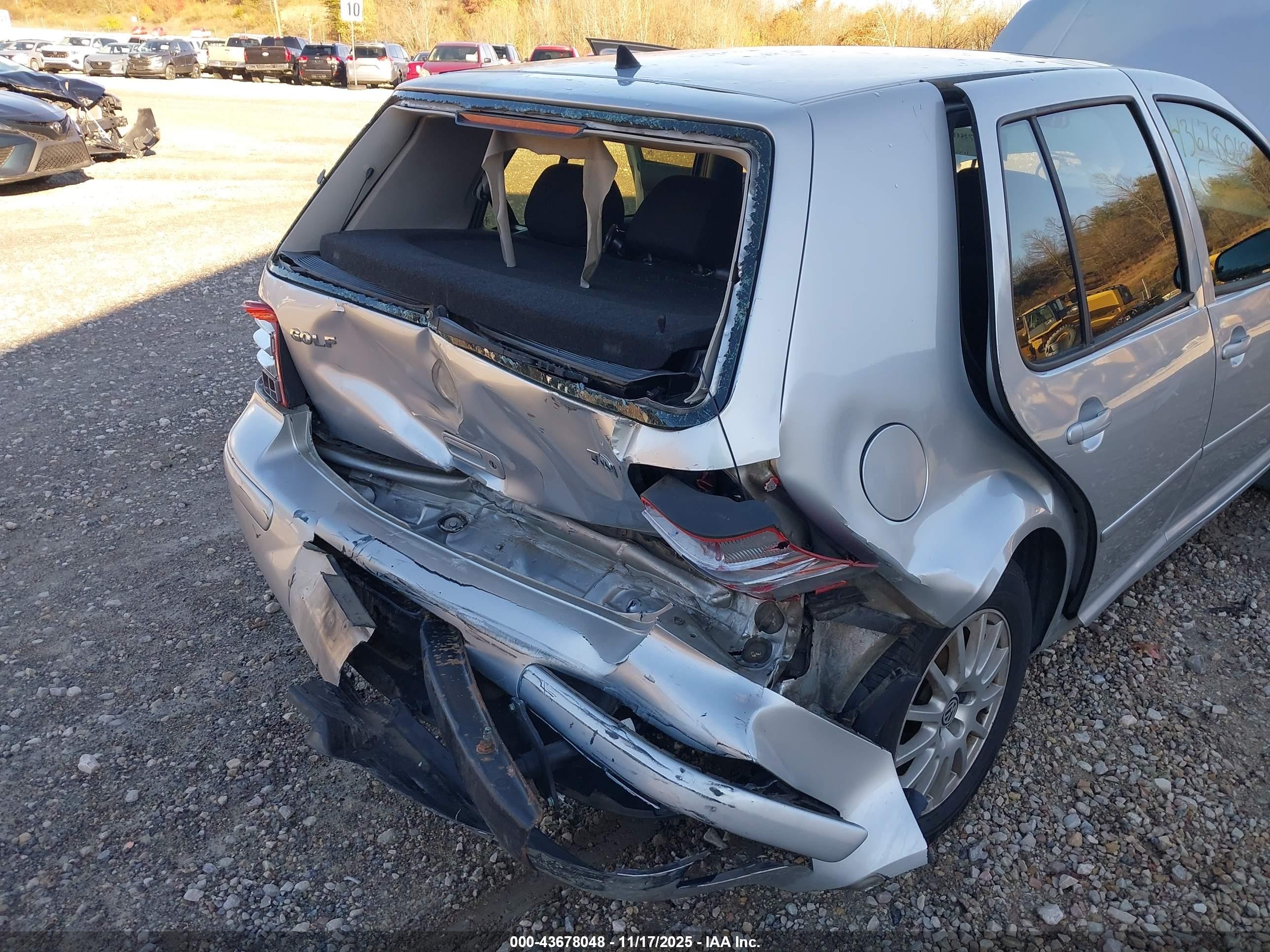 2005 Volkswagen Golf Gls Tdi Серебряный vin: 9BWGR61J754008441