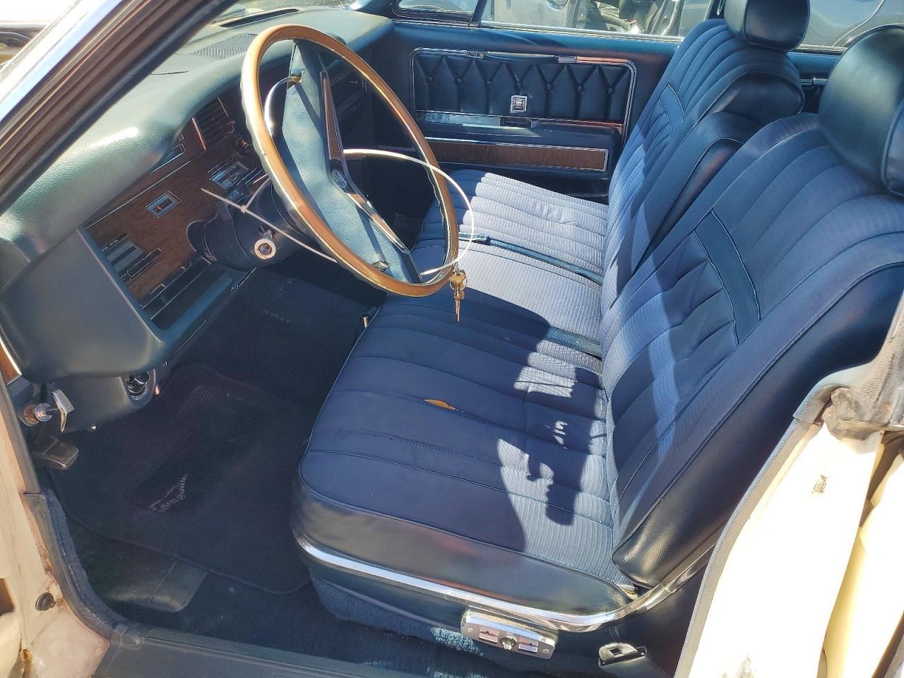 1969 Lincoln Continental Белый vin: 9Y82A848051