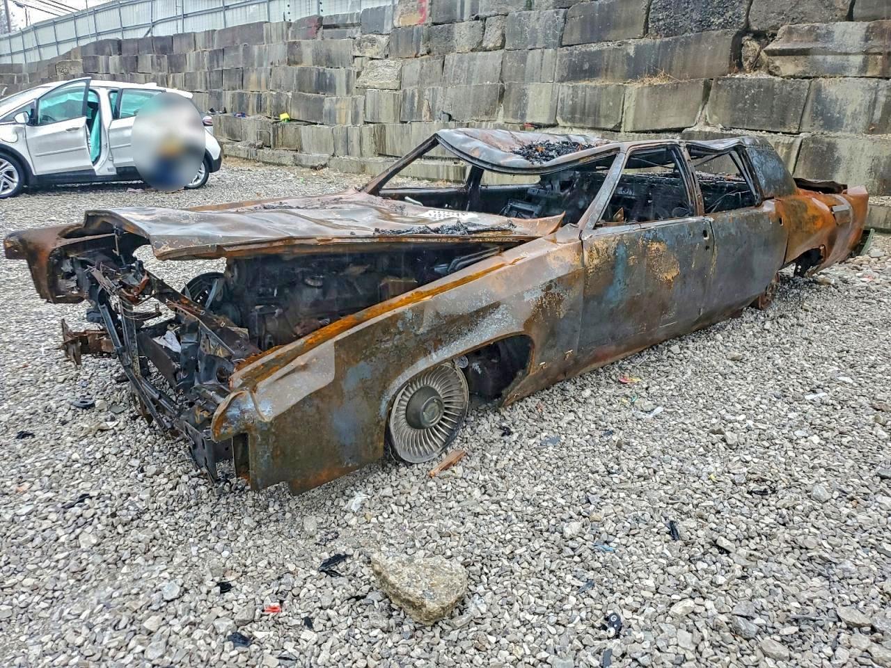 1979 Lincoln Continentl Burn vin: 9Y82S630123