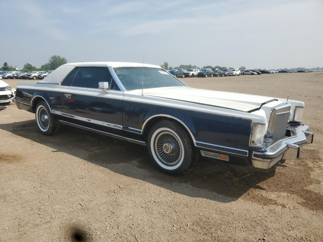 1979 Lincoln Mark V Two Tone vin: 9Y89S626742