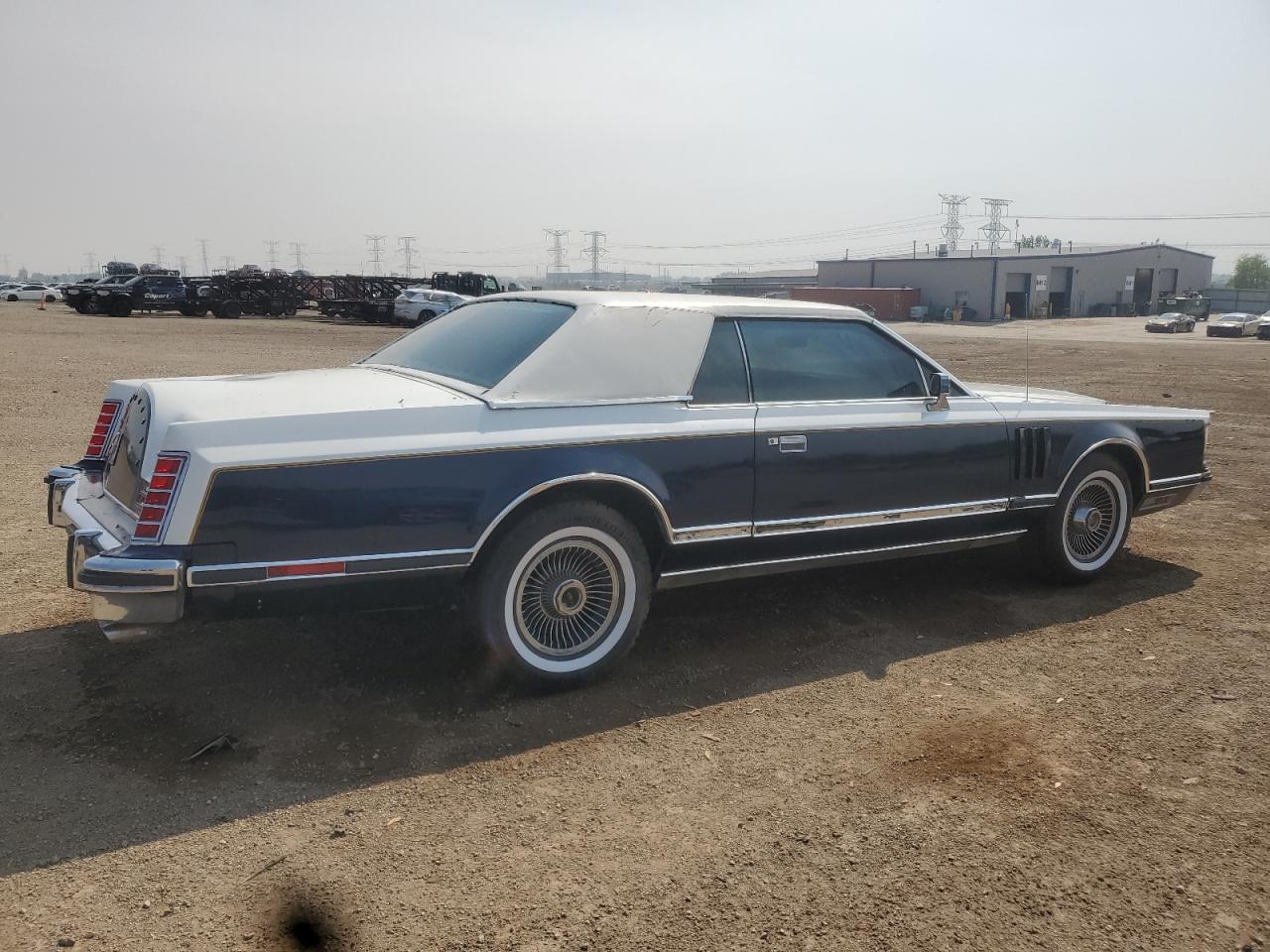 1979 Lincoln Mark V Two Tone vin: 9Y89S626742