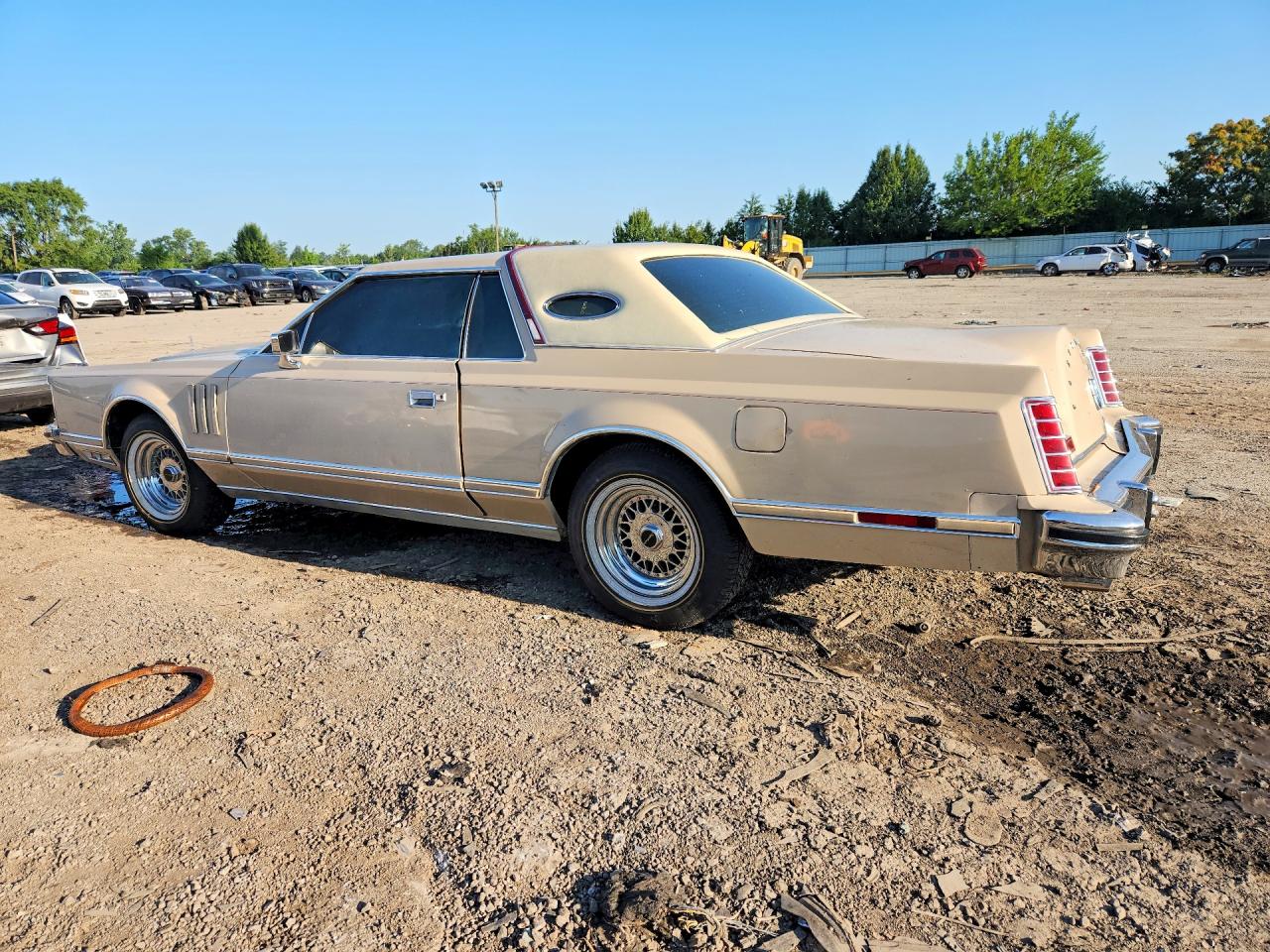 1979 Lincoln Mark V Beige vin: 9Y89S695070