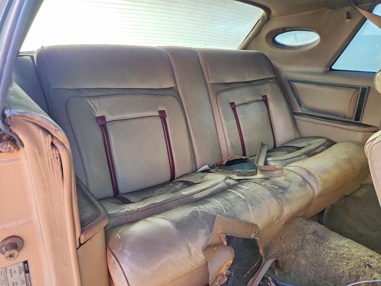 1979 Lincoln Mark V Beige vin: 9Y89S695070