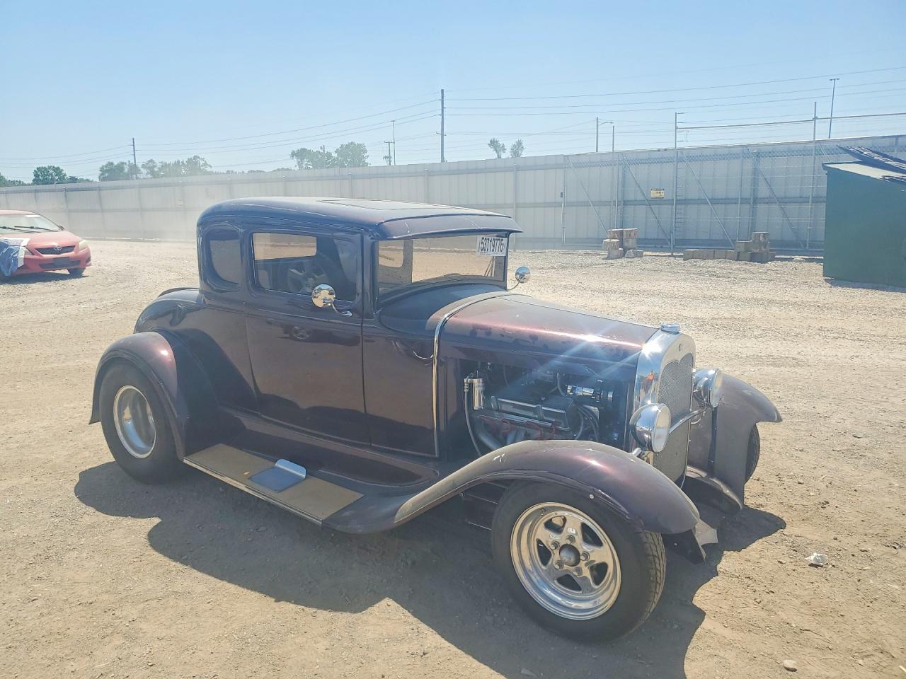 1930 Ford Model A Deluxe Коричневый vin: A38961881