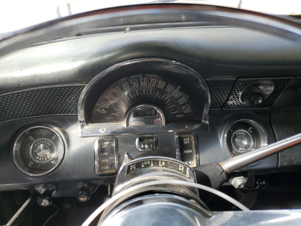 1955 Pontiac Starchief Two Tone vin: A855H11640